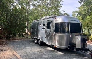 2021 Airstream Flying Cloud 23' RB Bunk
