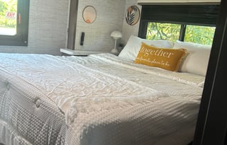 Good Chi RV - Your Ultimate Adventure on Wheels!