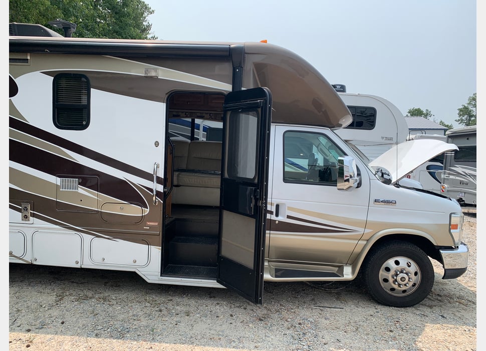 Class C Motor Home rentals in Burlington
