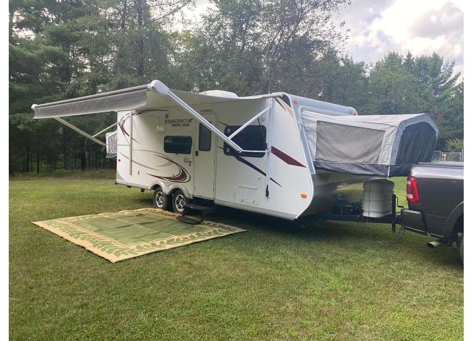 Pop-up Camper rentals in Houghton