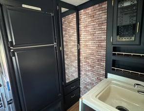 National rv SeaView M 8341