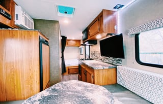 Ultra-Lite OFF-ROAD Camper | Solar | DISCOUNTED!