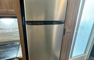 S14 - Luxury Medium Class C