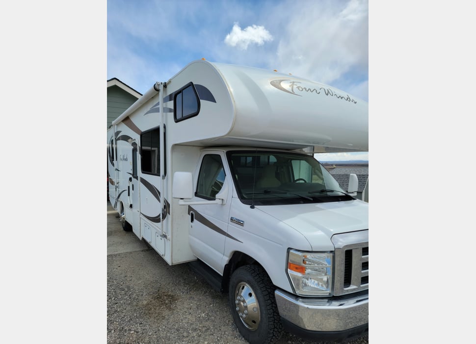 Class C Motor Home rentals in Casper