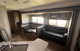 Cleaton RV Rental - 2020 Palomino Puma 32RBFQ