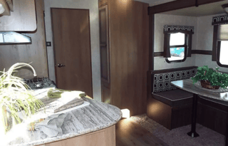 GLAMP IN STYLE: LUXURY 2 BED/1BA, FULL KITCHEN, TV