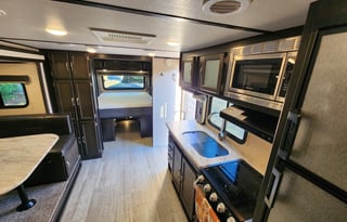 2020 coachman RV Spirit XTR 2145RBX