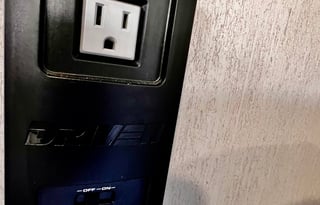 Cozy Trailer NEW 2023 Wolf Pup (Delivery Only )