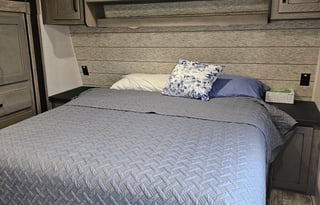 Frozen in "Carbon"ite