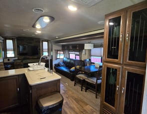 Forest River RV Heritage Glen LTZ 326RL