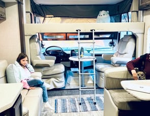 Thor Motor Coach Hurricane 29M