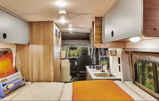 New ! 2025 Winnebago Solis National Parks Edition