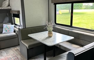 Kid Friendly Camping! 2022 Dutchmen Aspen Trail