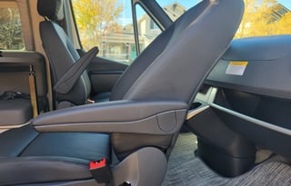 2023 Mercedes 4X4 Thor Motor Coach Sanctuary 19L