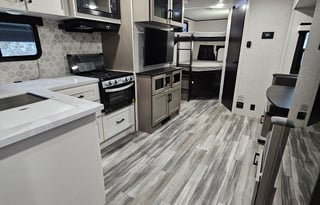 Jay Feather 'Mountain Dancer'