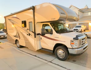 Thor Motor Coach Quantum GR22