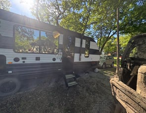 Forest River RV Cherokee Grey Wolf 26BRB