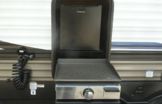 2022 Palomino Puma 28DBFQ