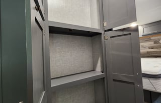 Spacious RV for 8 | Bunkhouse + 1.5 Baths