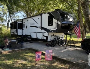 Dutchmen RV Yukon 410RD