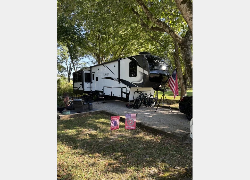 Fifth Wheel rentals in Harvest