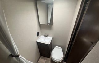 2019 Keystone Hideout 21.5'