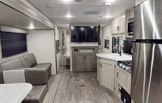 NEW CAMPER, CLEAN & FULLY STOCKED!! HAPPY CAMPING!