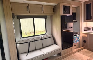 2024 Grand Design Momentum G-Class 28G