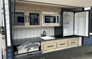 The coolest RV w/3 AC, Sleeps 10 no hauling needed