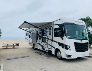 Forest River RV Berkshire 34B