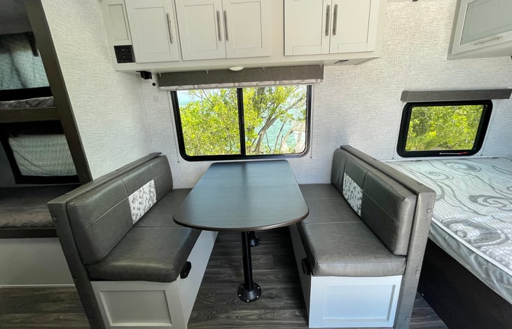 Dinette transforms in to a Bed, sleep 2