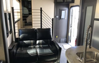 2018 Dutchmen Voltage 4005