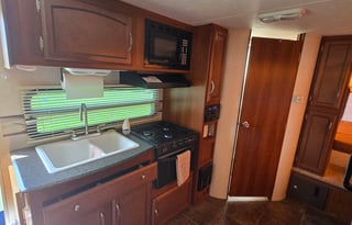 2014 Coachmen Freedom Express LTZ