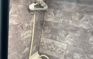 2022 Free Solo | Cozy Lightweight Sleeps 4