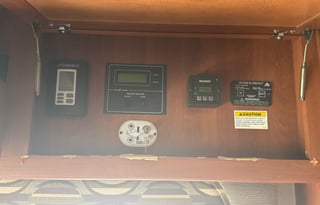 Chief Carl's Caravan- 2016 Fleetwood Bounder 35K