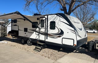 Comfort Camp Getaway - Spacious Bunkhouse