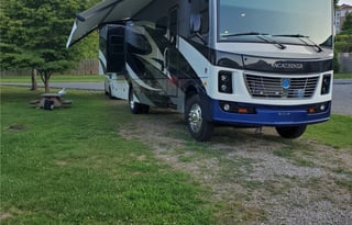 HAPPY GLAMPER RV RENTAL