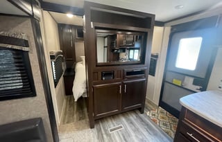 Goin’ Big Triple Slide Bunk House