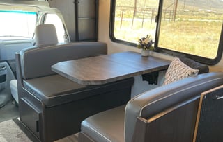 33ft Sunseeker special Bunkhouse Edition - "Sonny"