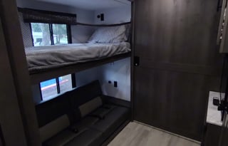 NEW 2024 Luxury bunkhouse motorcoach! Sleeps 10!