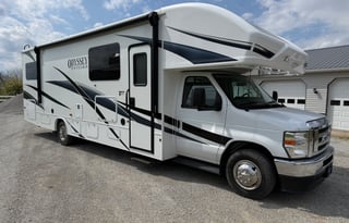 2024 Entegra Coach Odyssey 31F Bunkhouse Adventure