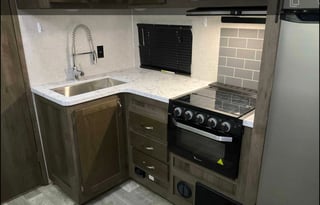 2021 EAST TO WEST Della Terra 312BH 38FT