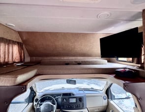 Forest River RV Sunseeker 31S