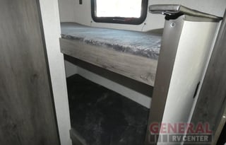 S'mors Roomy Family Friendly Lightweight Bunkhouse