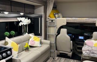 2021 THOR MOTOR COACH CLASS C