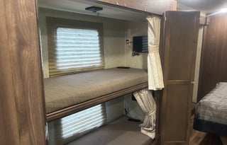 Beautiful Coachmen RV Mirada 35ft Bunk House