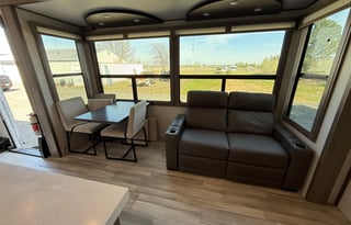 2023 Grand Design Solitude 2 Bed 2 Bath