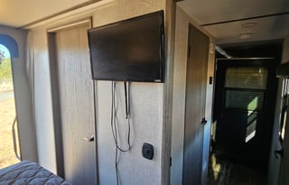 Ward's Cozy RV Rental