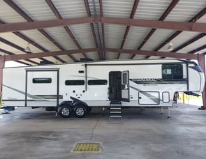 Coachmen RV Chaparral X Edition 355FBX