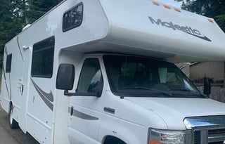 2015 Thor Motor Coach Four Winds 28A